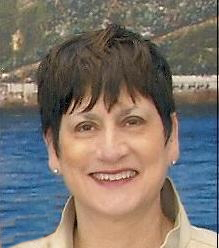 Molly-C-without-the-creepy-hand